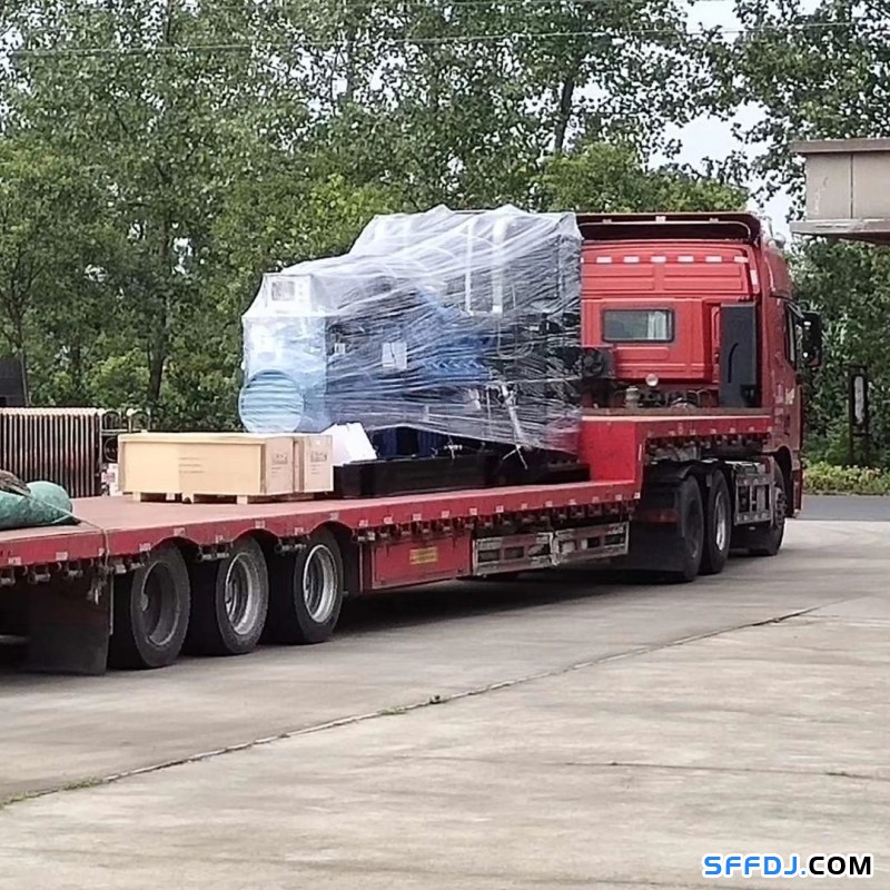 遼寧客戶(hù)淮柴1000KW博杜安柴油發(fā)電機(jī)組于昨日發(fā)貨！